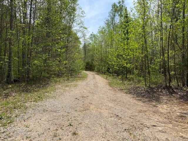 4986 Robbinstown Rd, Byrdstown, TN 38549