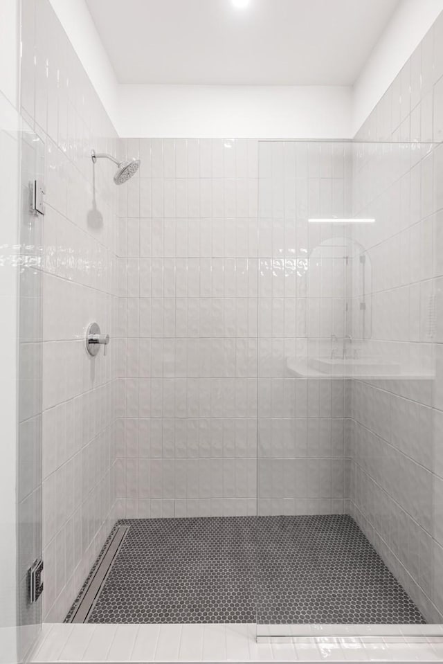 500 Merritt Ave Unit S2 C, Nashville, TN 37203 - full bath with a shower stall