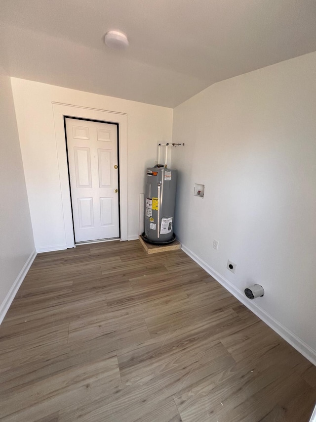 419 Hawkins Ave, Murfreesboro, TN 37130 - utilities featuring water heater