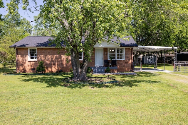 view of front of house featuring an outdoor structure, a front lawn, fence, brick siding, and a storage shed