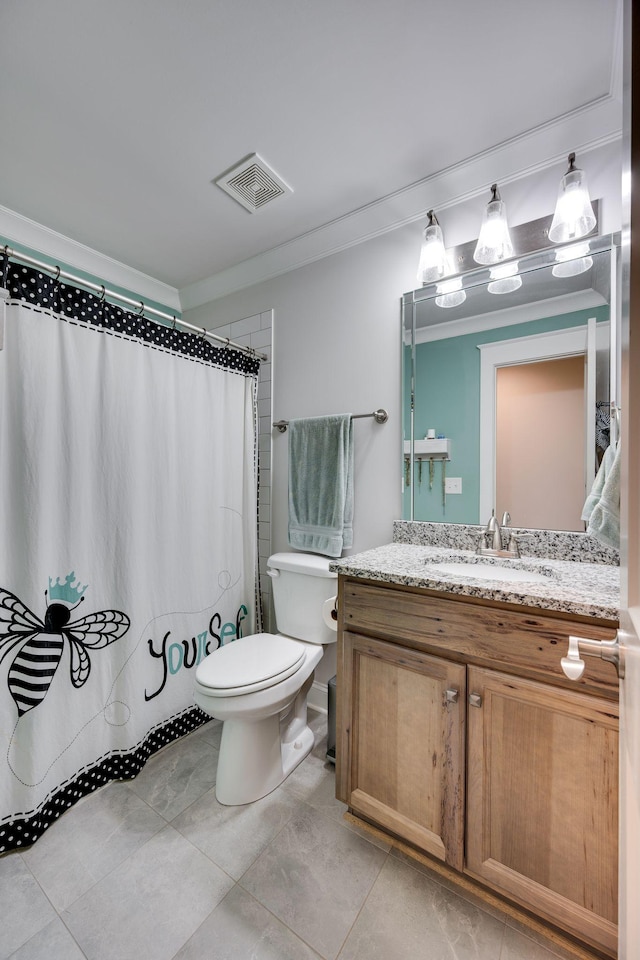 2965 Stewart Campbell Pt, Spring Hill, TN 37174 - bathroom with a shower with curtain, visible vents, crown molding, vanity, and toilet
