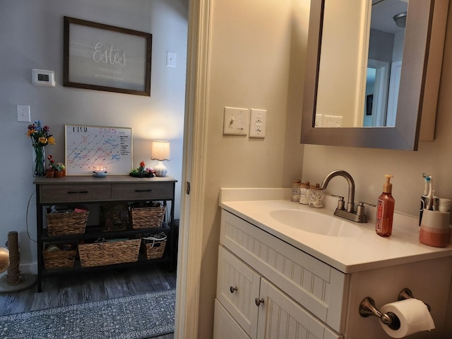 207 Merideth Ave, Waverly, TN 37185 - bathroom with vanity