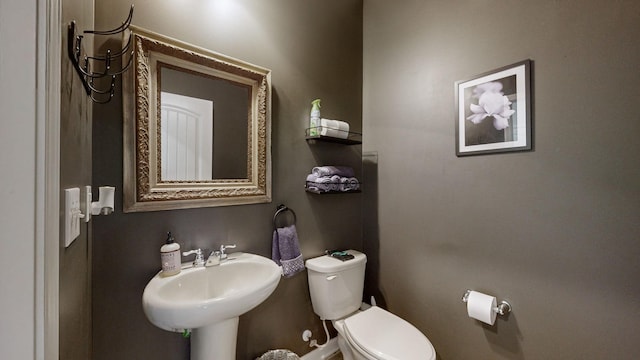 204 Princeton Dr, Lebanon, TN 37087 - half bath featuring toilet and a sink