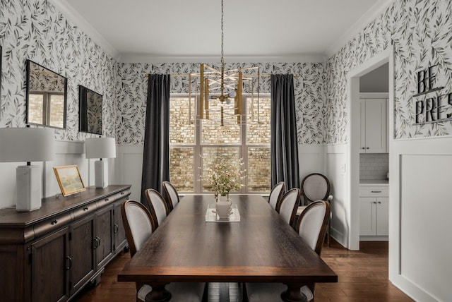 449 River Bluff Dr, Franklin, TN 37064 - dining area with a healthy amount of sunlight, a wainscoted wall, a chandelier, and wallpapered walls
