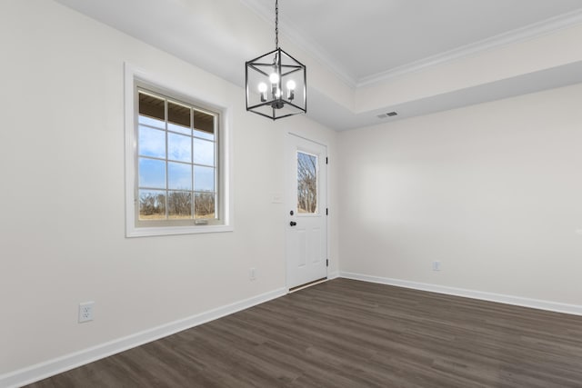 foyer entrance with crown molding, visible vents, an inviting chandelier, baseboards, and dark wood finished floors