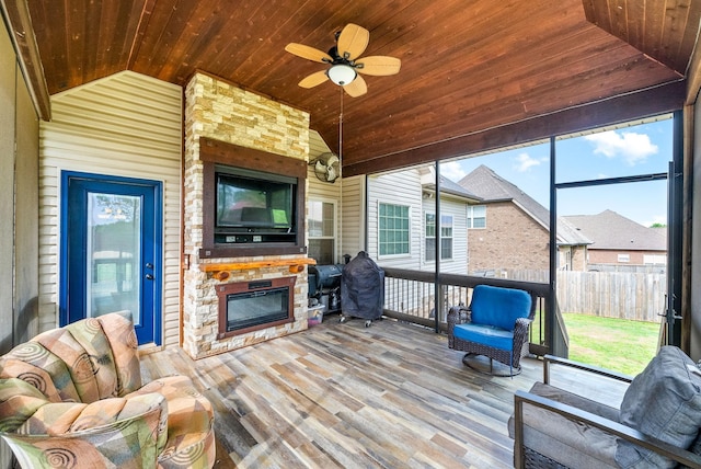 view of sunroom / solarium