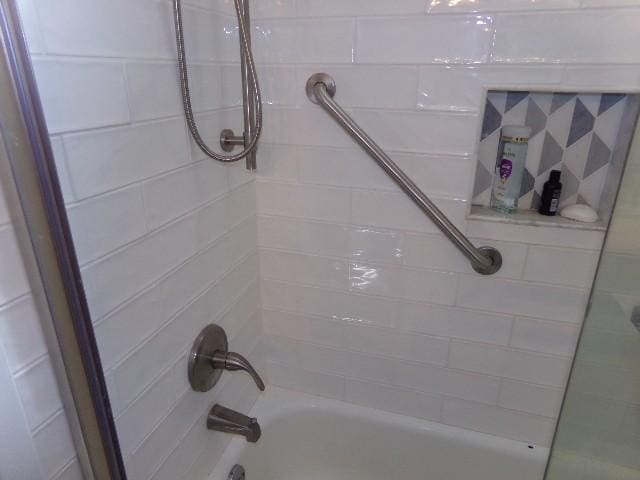 801 Laurel Hill Dr Unit 801, Old Hickory, TN 37138 - room details with shower / bathing tub combination