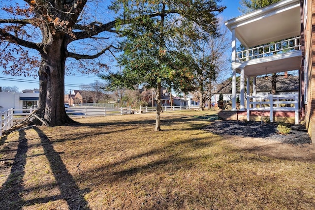 207 Dunlap St, Paris, TN 38242 - view of yard with fence and a balcony