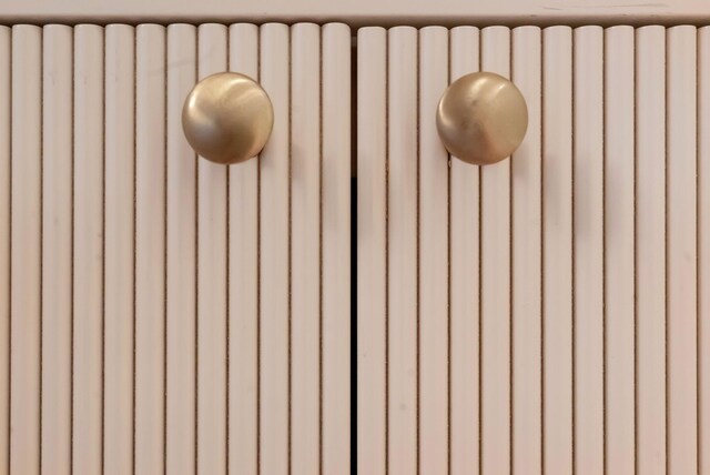 111 Keyway Dr, Nashville, TN 37205 - detailed view of radiator heating unit