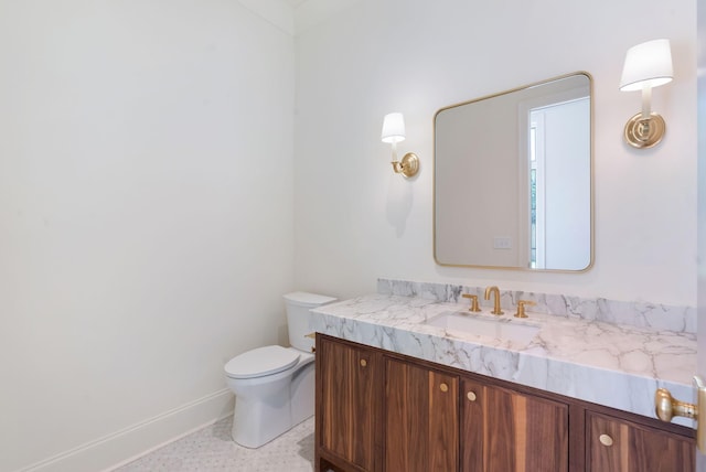 111 Keyway Dr, Nashville, TN 37205 - half bathroom featuring vanity, toilet, baseboards, and speckled floor