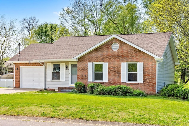 3404 Albert Dr, Clarksville, TN 37042 - single story home with a front lawn, roof with shingles, brick siding, an attached garage, and driveway