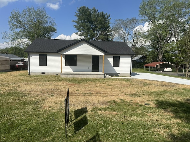 104 Willow St N, Cowan, TN 37318 - bungalow with a porch, crawl space, driveway, and a front yard