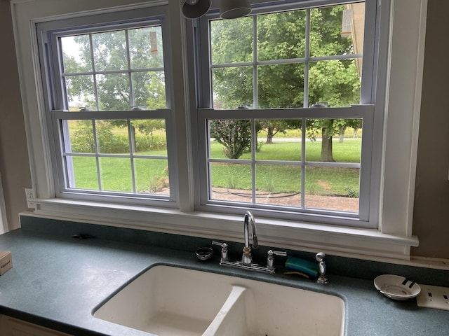 11495 Guthrie Rd, Guthrie, KY 42234 - room details featuring a sink