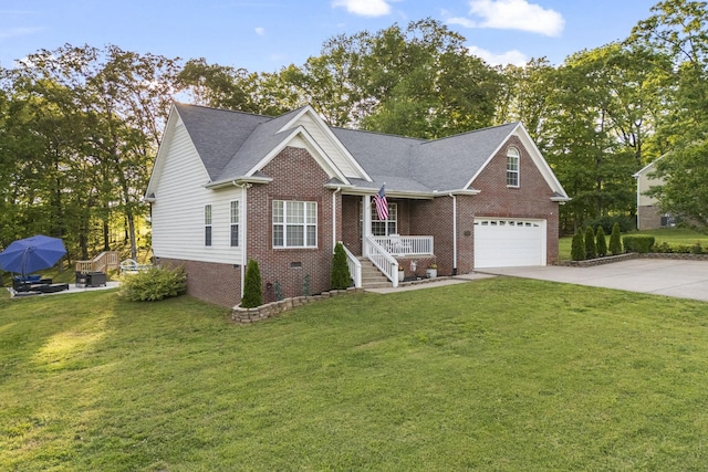view of front of home featuring brick siding, a garage, a front lawn, and driveway