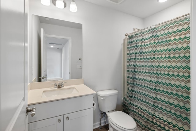 3021 Posada Ct, Spring Hill, TN 37174 - bathroom featuring toilet, visible vents, a shower with shower curtain, and vanity