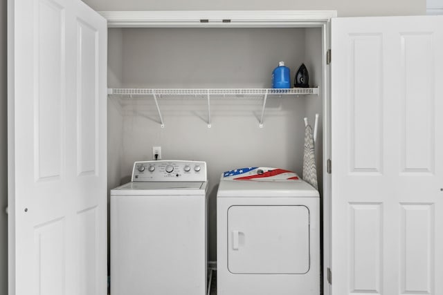 100 Bergen Dr, Spring Hill, TN 37174 - washroom with separate washer and dryer and laundry area