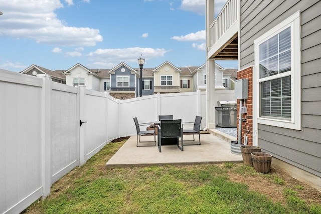 100 Bergen Dr, Spring Hill, TN 37174 - view of patio / terrace featuring a fenced backyard and a residential view