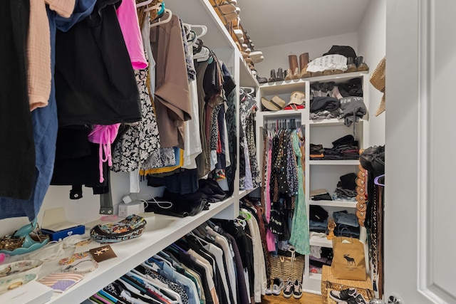 6328B Columbia Ave, Nashville, TN 37209 - view of walk in closet