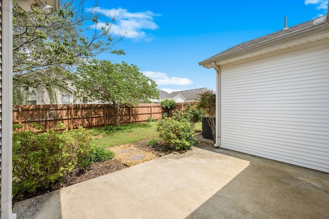 view of patio featuring a fenced backyard