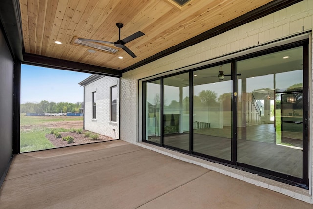 view of patio with a ceiling fan