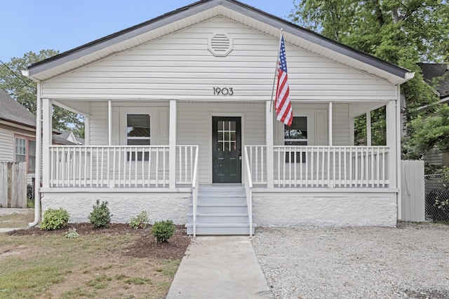 1903 S Orchard Knob Ave, Chattanooga, TN 37404 - bungalow featuring a porch and fence