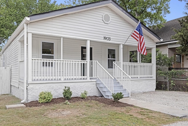 1903 S Orchard Knob Ave, Chattanooga, TN 37404 - bungalow-style home with covered porch