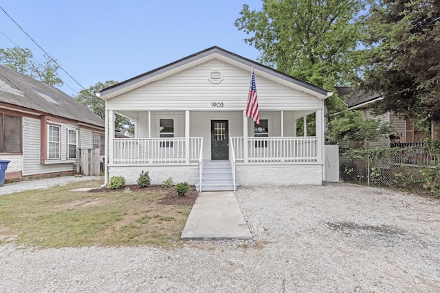 1903 S Orchard Knob Ave, Chattanooga, TN 37404 - bungalow-style house featuring a porch and fence