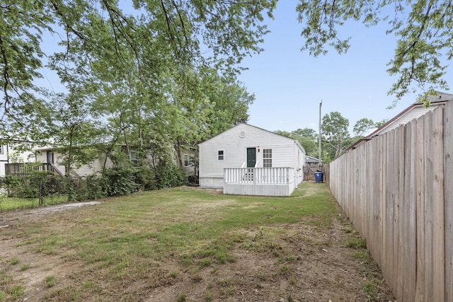 1903 S Orchard Knob Ave, Chattanooga, TN 37404 - view of yard with a fenced backyard and a wooden deck