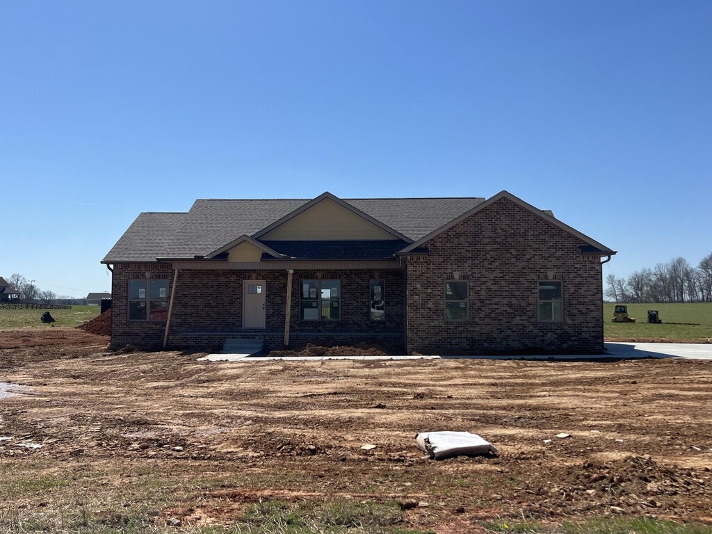 view of front facade with brick siding
