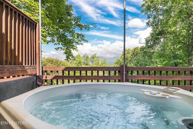 531 Gatlin Dr, Gatlinburg, TN 37738 - view of swimming pool featuring a hot tub