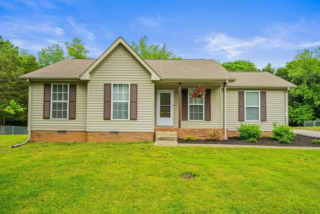 3513 Hunters Rdg, Woodlawn, TN 37191 - single story home featuring crawl space, a front yard, a shingled roof, and covered porch