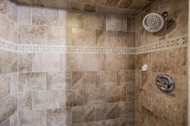 907 N Graycroft Ave, Madison, TN 37115 - bathroom view of a tile shower