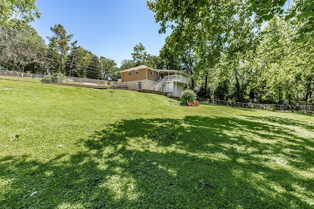 907 N Graycroft Ave, Madison, TN 37115 - view of yard with stairs