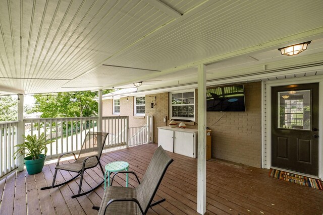 907 N Graycroft Ave, Madison, TN 37115 - view of wooden deck