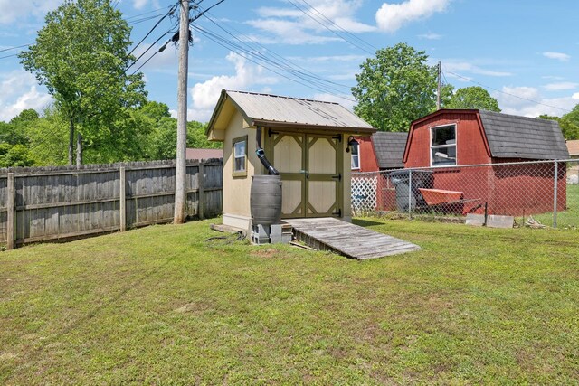 206 Evergreen Dr, Columbia, TN 38401 - view of shed featuring a fenced backyard