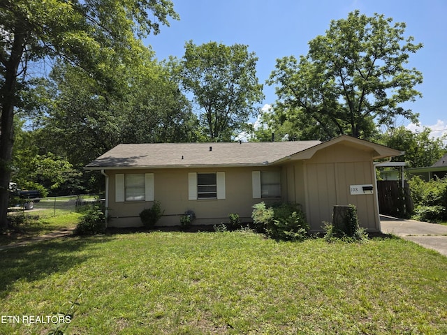 103 S Purdue Ave, Oak Ridge, TN 37830 - view of front of property with board and batten siding