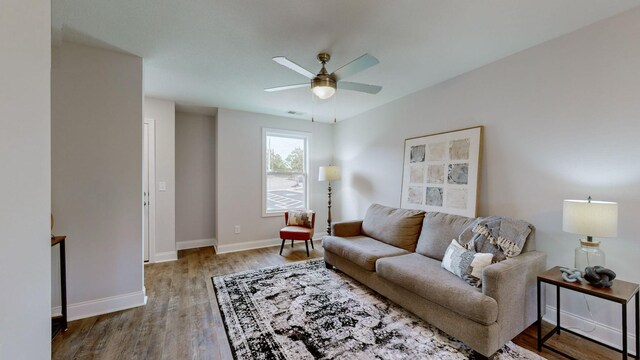 919 Martin St, Clarksville, TN 37040 - photo 11