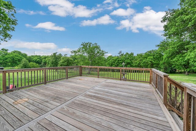 1416 Brannom Dr, Madison, TN 37115 - wooden terrace with a lawn