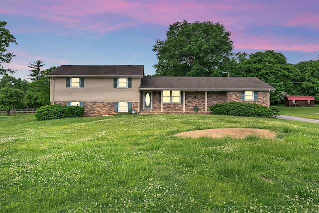 1416 Brannom Dr, Madison, TN 37115 - split level home with a yard