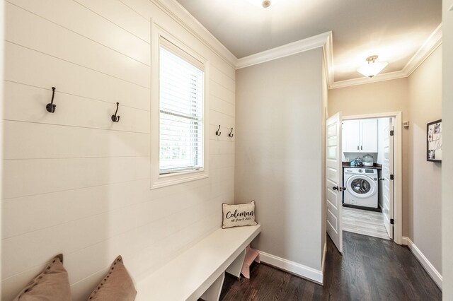 1092 Summerstar Cir, Gallatin, TN 37066 - mudroom featuring crown molding, baseboards, dark wood-style flooring, and washer / clothes dryer