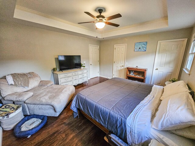 103 Hillcrest Dr, Tullahoma, TN 37388 - bedroom with a raised ceiling, ornamental molding, wood finished floors, and a ceiling fan