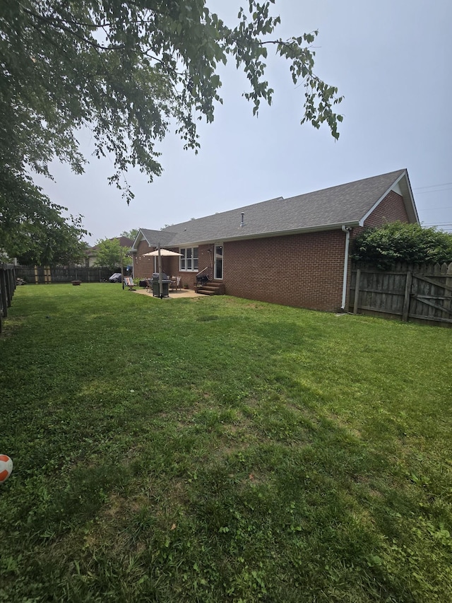 103 Hillcrest Dr, Tullahoma, TN 37388 - view of yard with a patio and entry steps