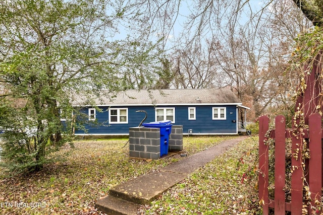 565567 W Outer Dr, Oak Ridge, TN 37830 - rear view of house featuring central AC unit