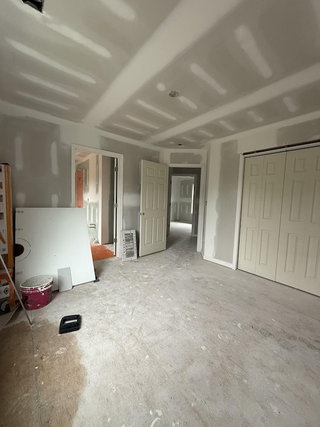 615 Guildfield Dr, Clarksville, TN 37043 - unfurnished bedroom with a closet