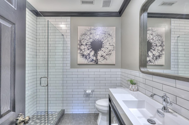 107 Churchill Farms Dr, Murfreesboro, TN 37127 - full bath featuring toilet, visible vents, and a shower stall