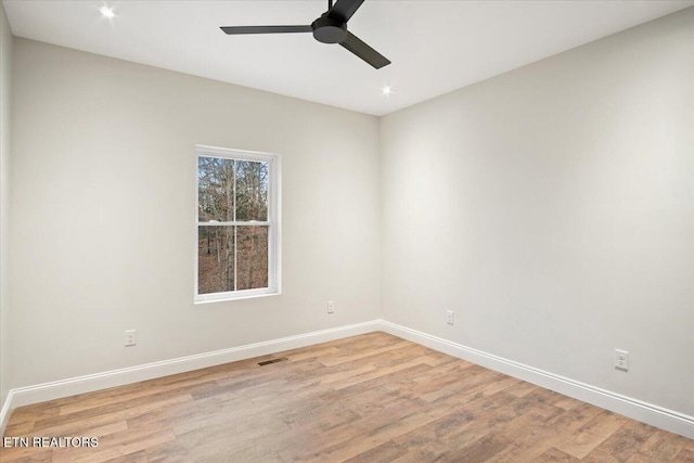 1983 Kaylee Dr, Jefferson City, TN 37760 - spare room featuring light wood-style floors, a ceiling fan, baseboards, and recessed lighting