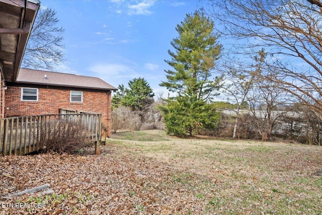 716 Lakewood Dr, Jefferson City, TN 37760 - view of yard featuring a wooden deck