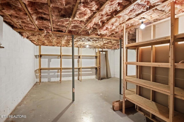 716 Lakewood Dr, Jefferson City, TN 37760 - unfinished below grade area featuring concrete block wall