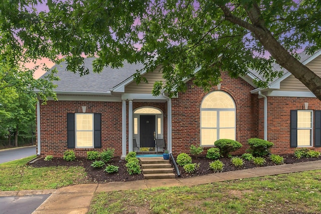 13 Hosier Ct, Lebanon, TN 37087 - view of front of property with brick siding and roof with shingles
