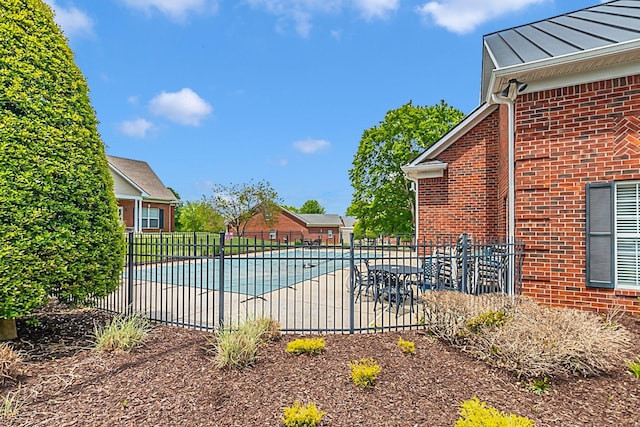 13 Hosier Ct, Lebanon, TN 37087 - community pool featuring fence and a patio area